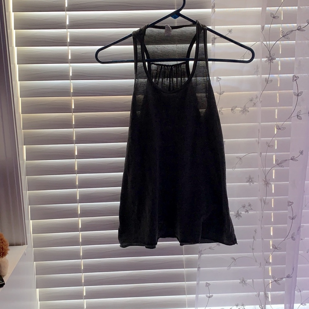 Dark gray workout top !